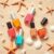 Manicure na opaloną skórę: Kolory, które podkreślą karnację